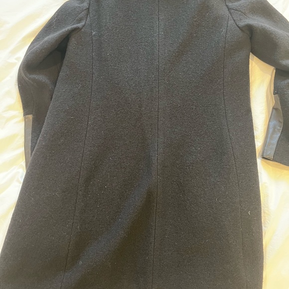 Club Monaco Coat with leather trim - Picture 4 of 9